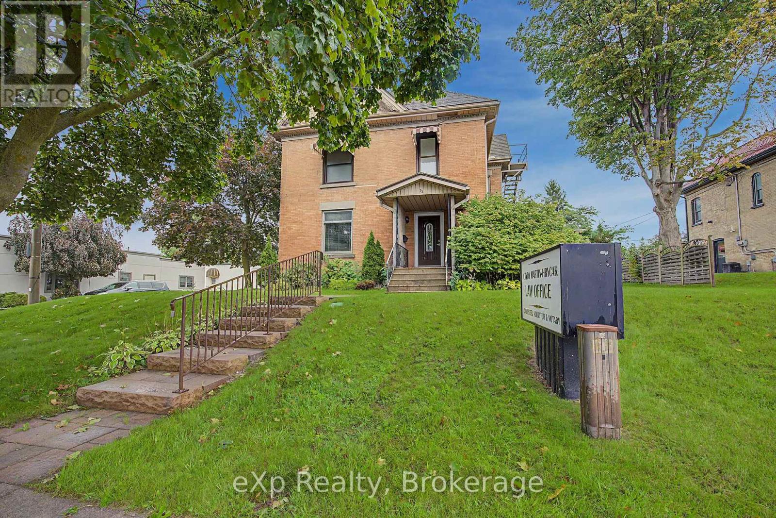 22 HARVEY STREET, Tillsonburg — photo 2