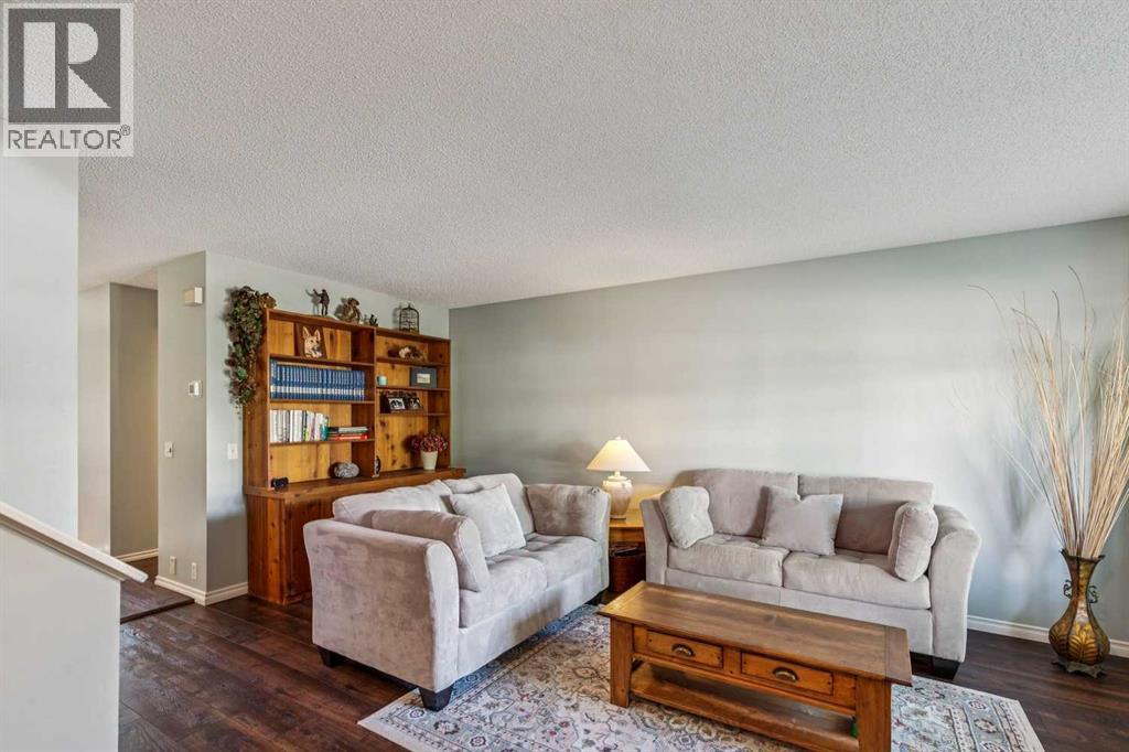 65 Martin Crossing Court NE, Calgary — photo 8