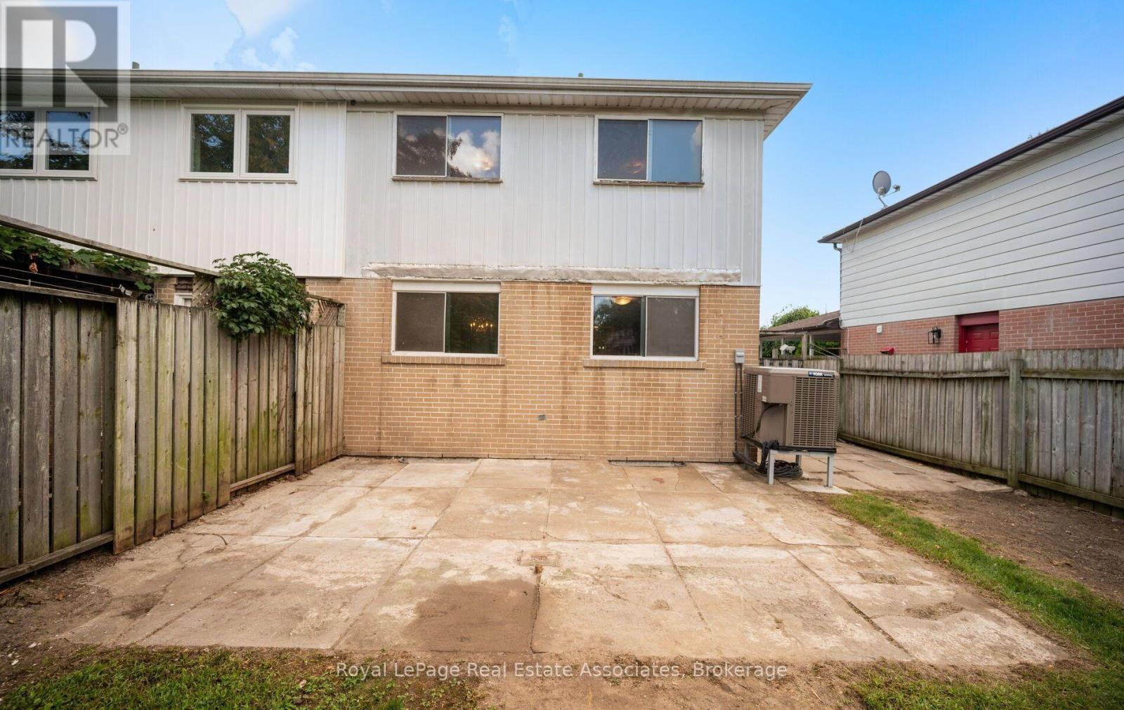 589 TEDWYN DRIVE - 23