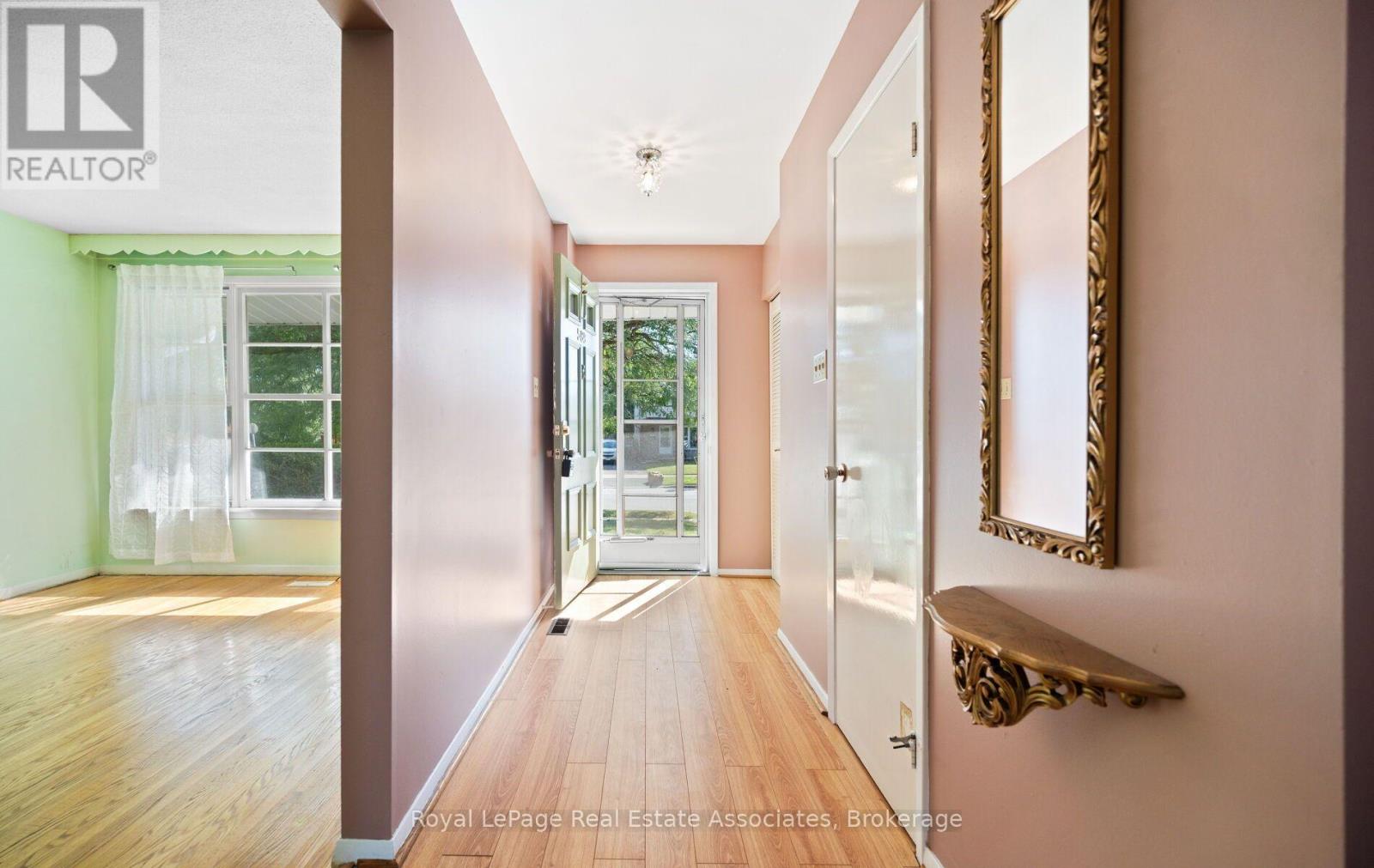 589 TEDWYN DRIVE - 2