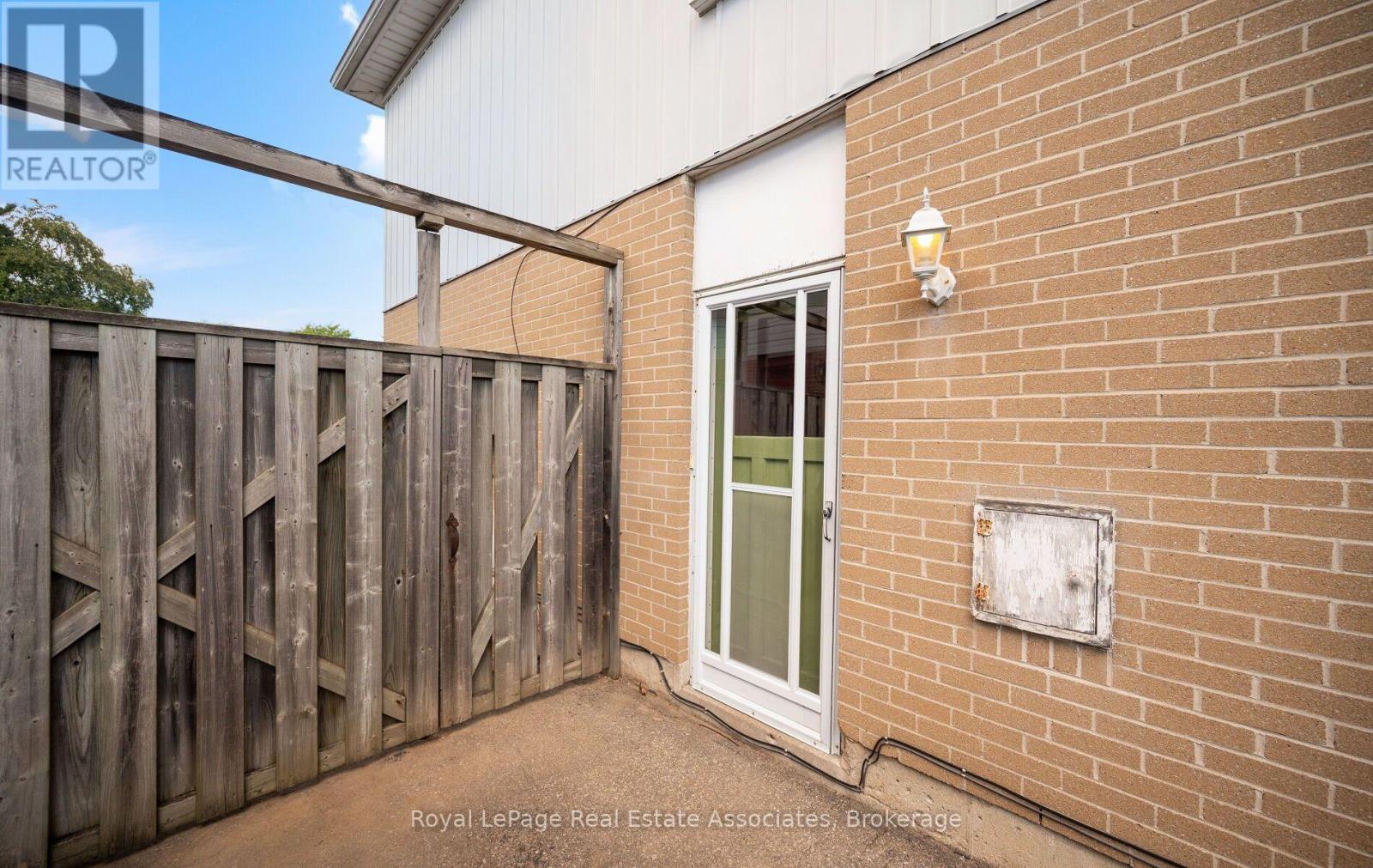 589 TEDWYN DRIVE - 20