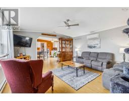 4pc Ensuite bath - 86 Thomson Drive, Bridgewater, NS B4V3X5 Photo 7