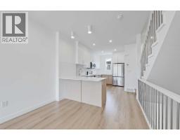 4pc Bathroom - 107, 3550 45 Street Sw, Calgary, AB T3E3V2 Photo 7