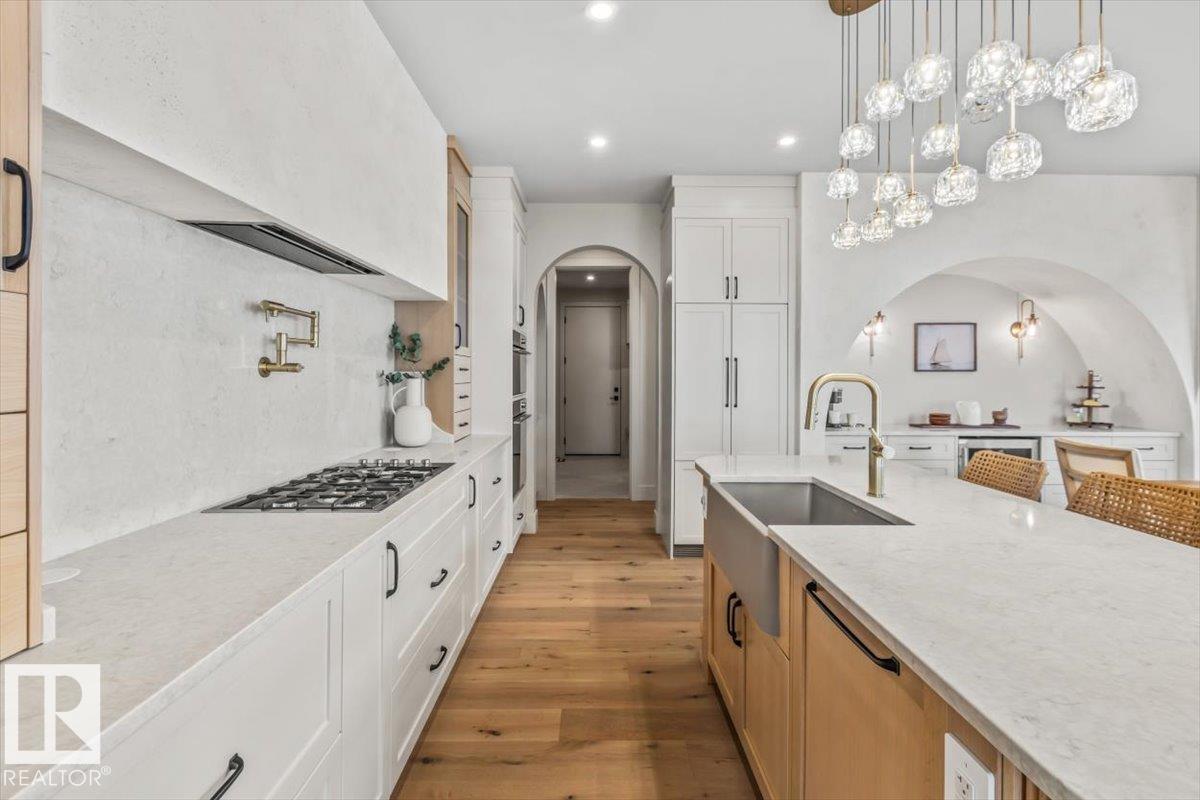 8 JARDIN PL - 23