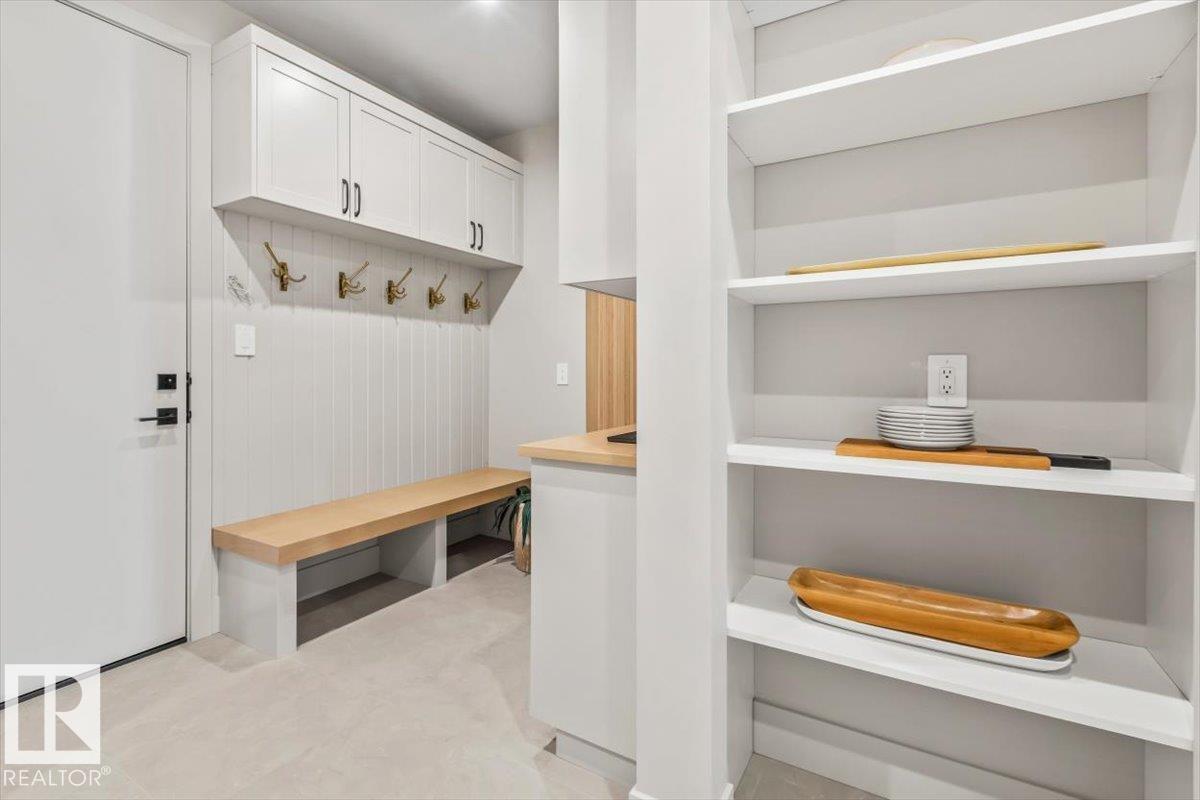 8 JARDIN PL - 26