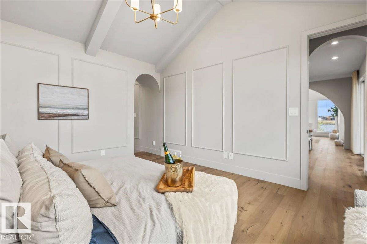 8 JARDIN PL - 30