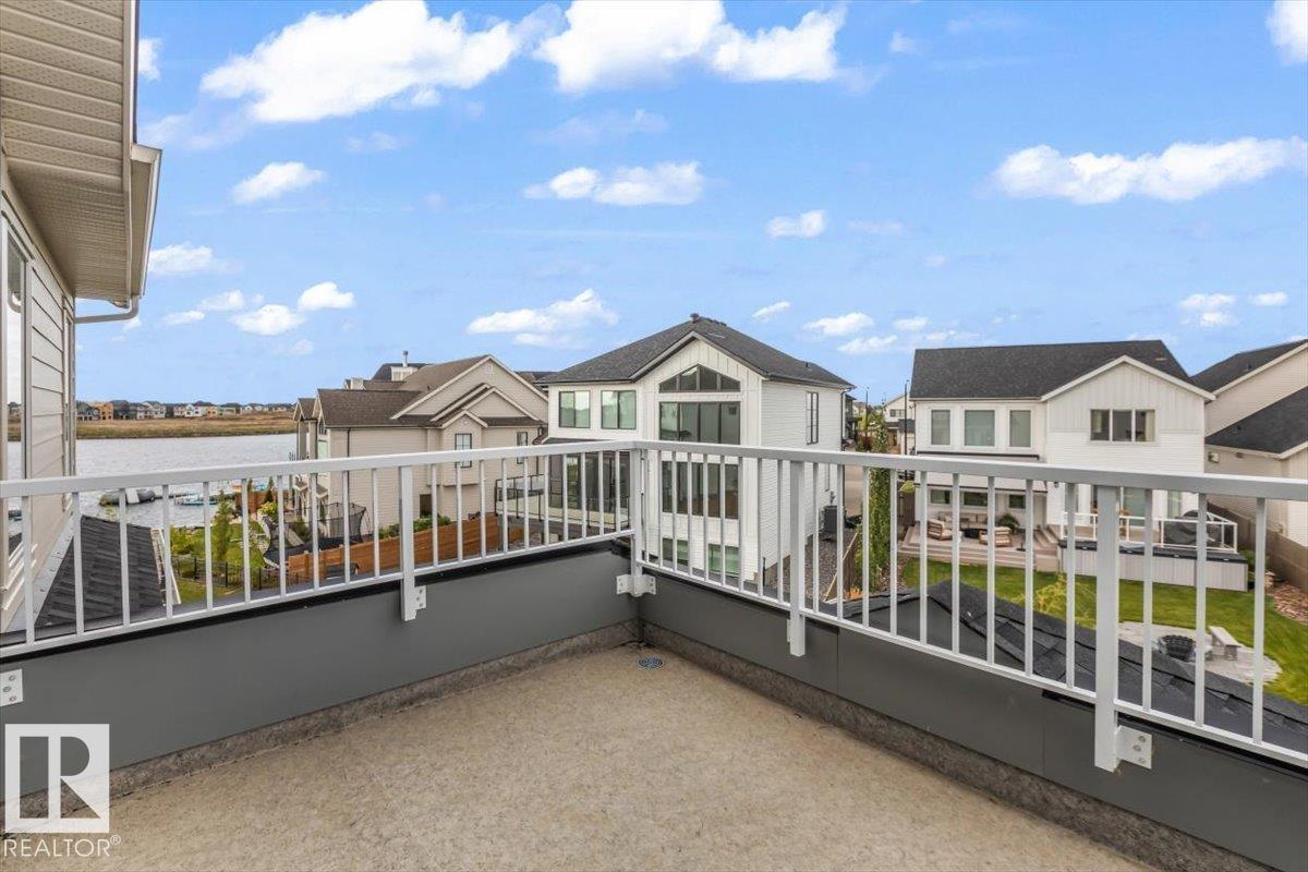 8 JARDIN PL - 64