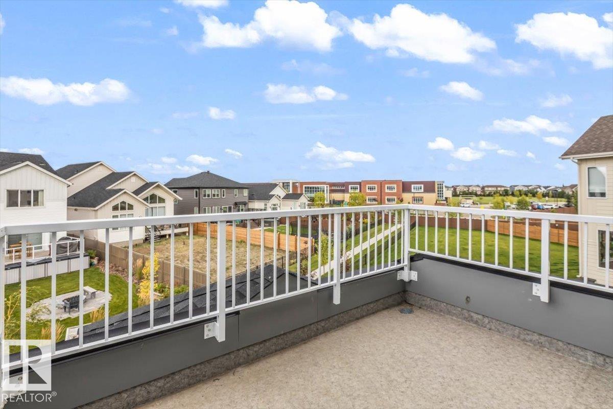 8 JARDIN PL - 65