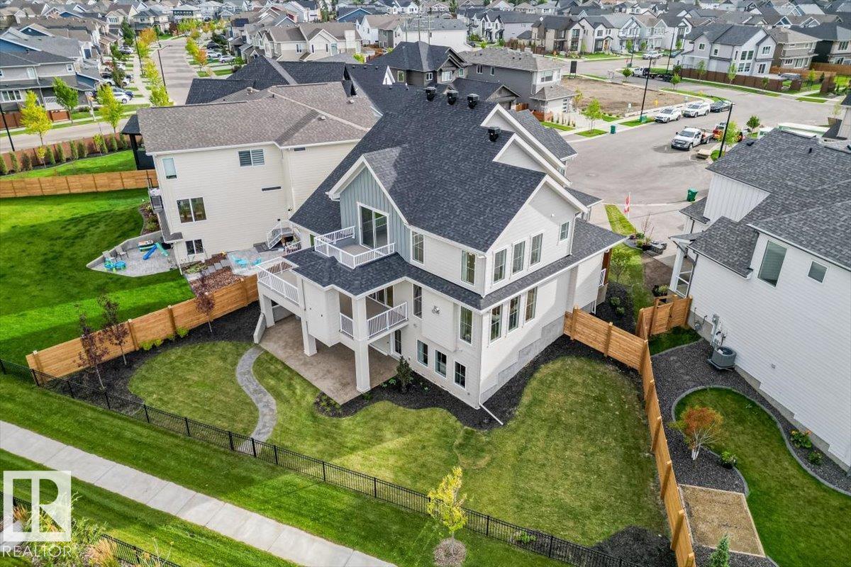 8 JARDIN PL - 68
