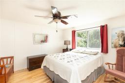 19 Paradise Drive, Ste Anne, MB R5H1H3 Photo 9