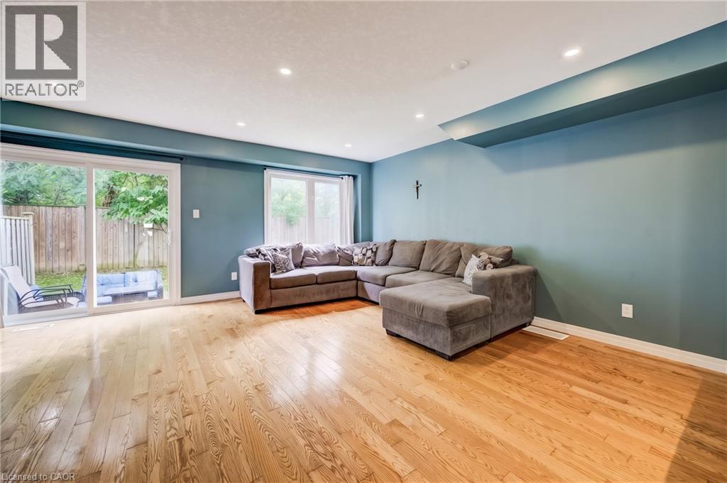105 PINNACLE Drive Unit# 18, Kitchener — photo 5