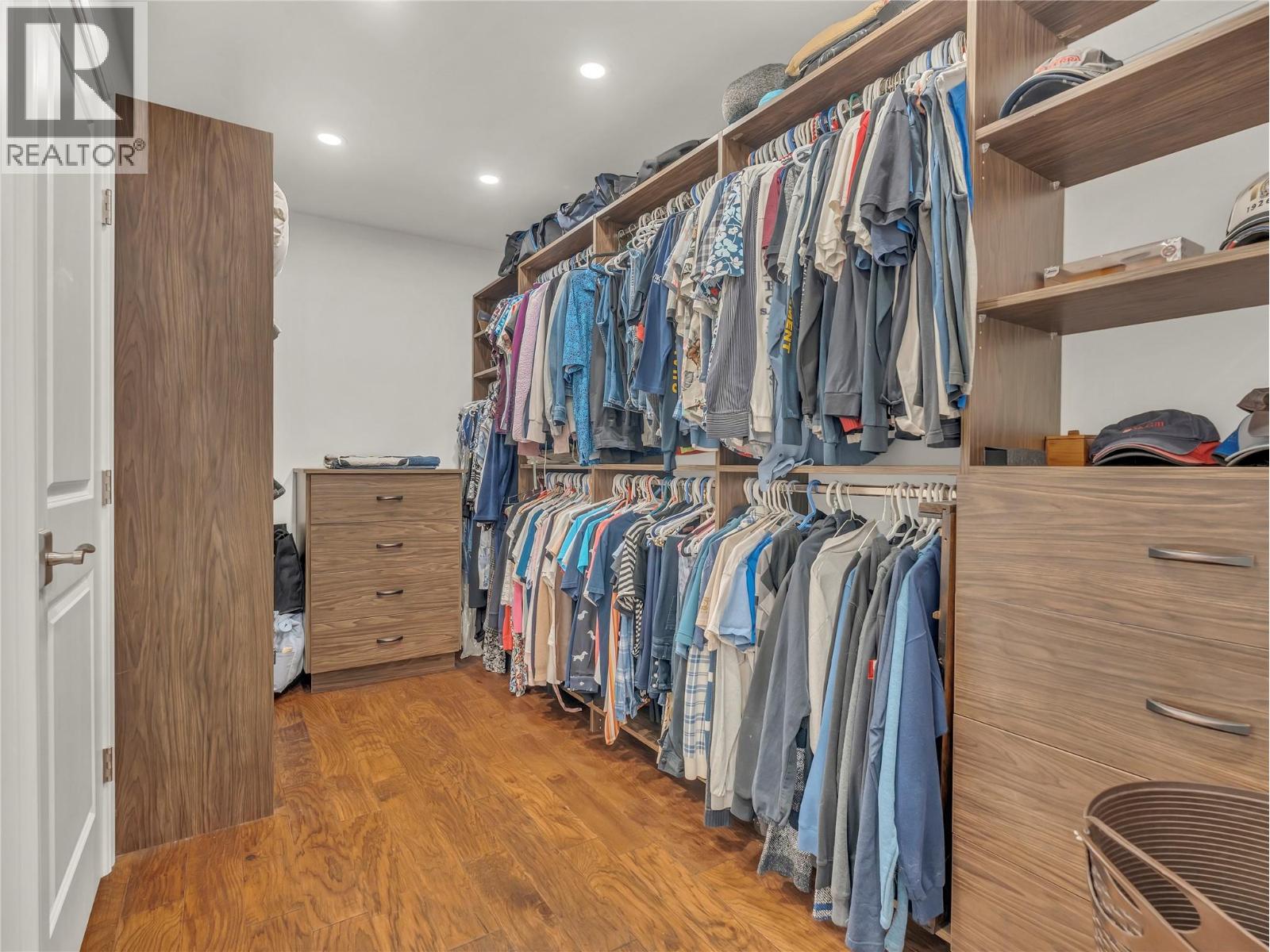 146 YORKTON Avenue - Image 17