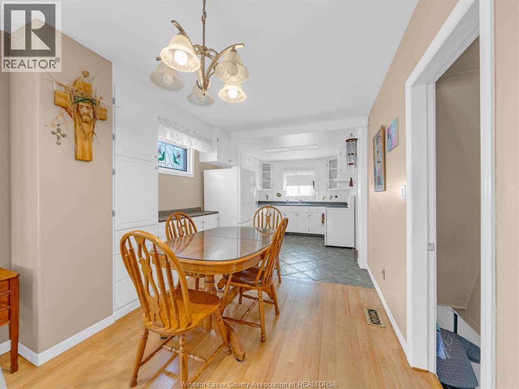 1488 PIERRE AVENUE, Windsor — photo 4