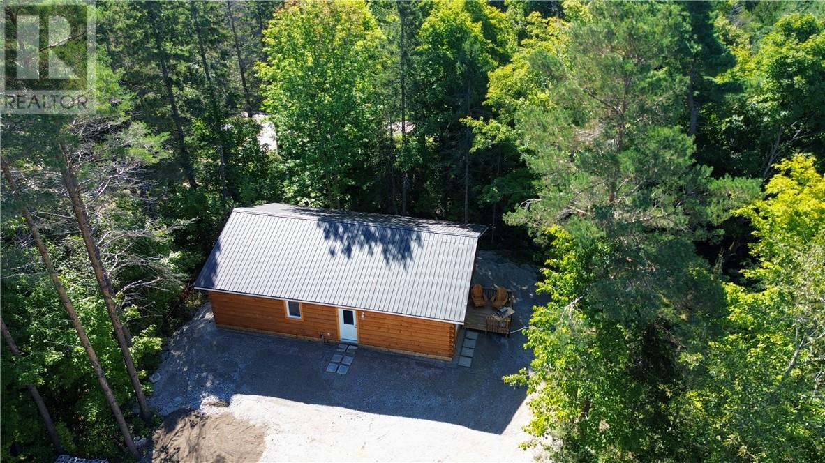 135 Lakeshore Road, Mindemoya, Manitoulin Island — photo 3