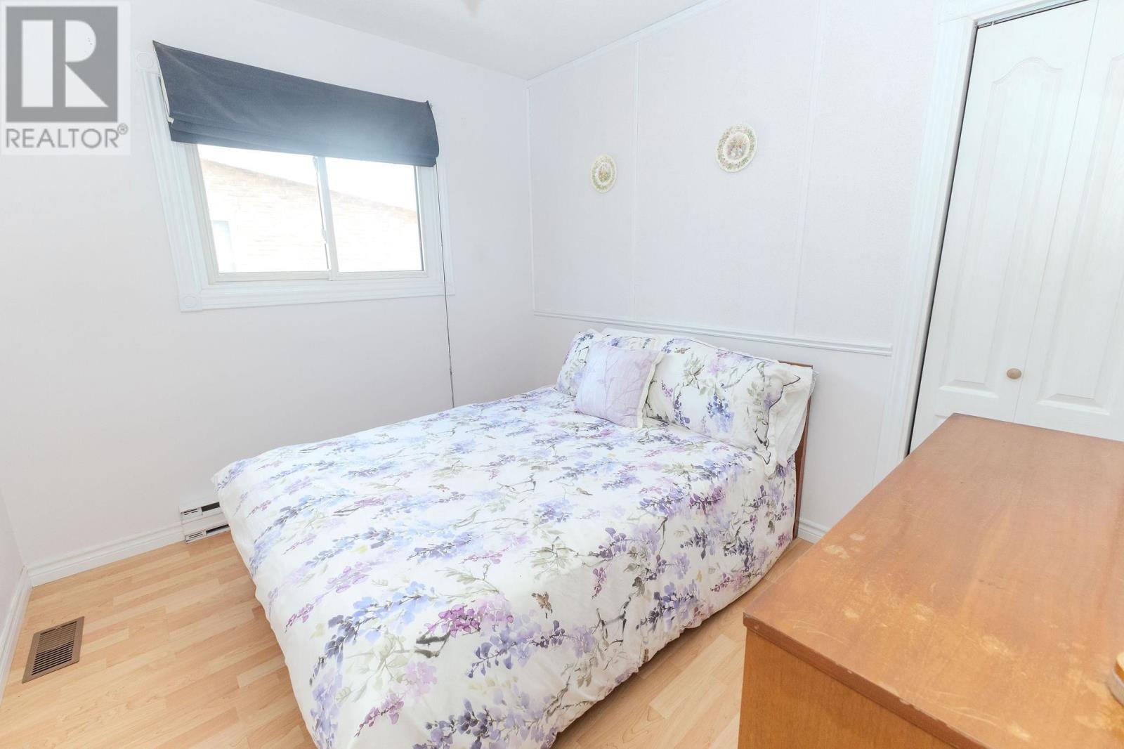 58 Cambridge PL - Image 25
