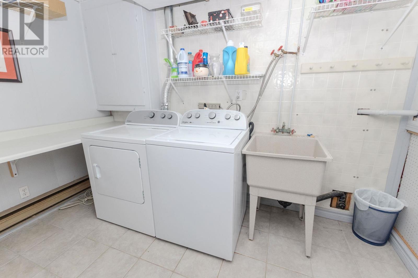 58 Cambridge PL - 32