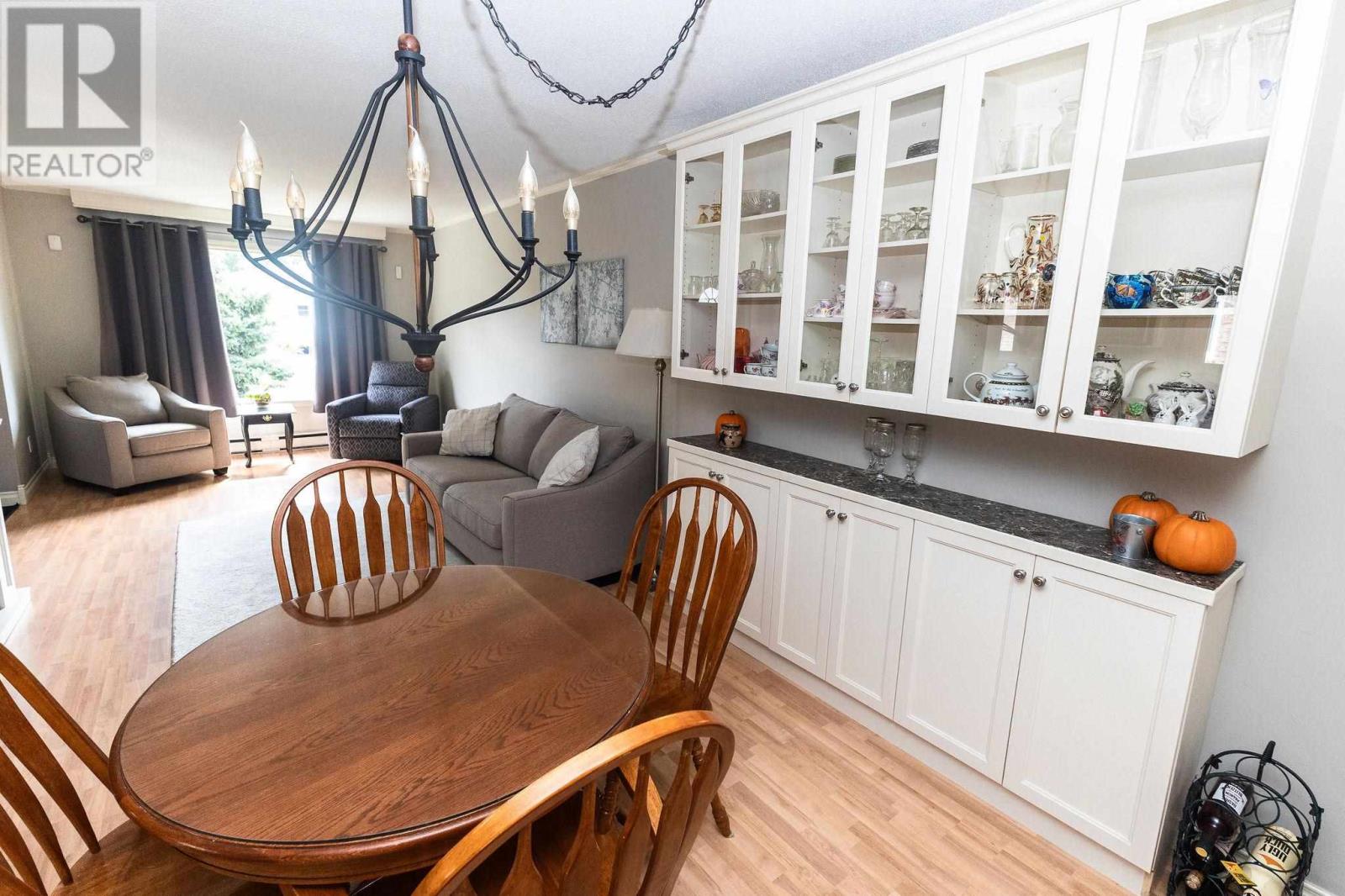 58 Cambridge PL - Image 11