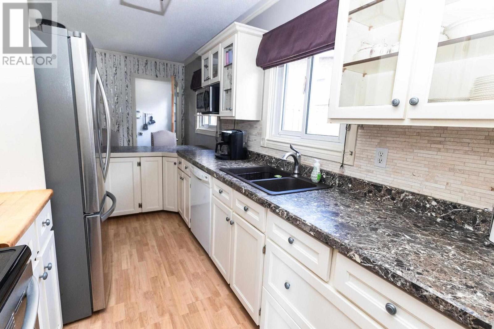 58 Cambridge PL - Image 15