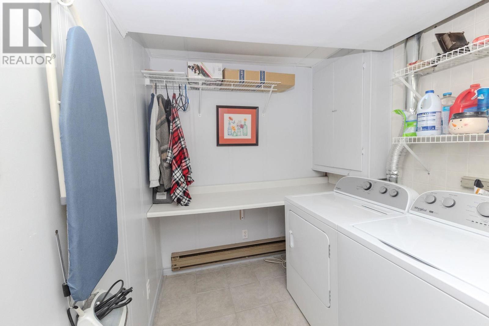 58 Cambridge PL - 35