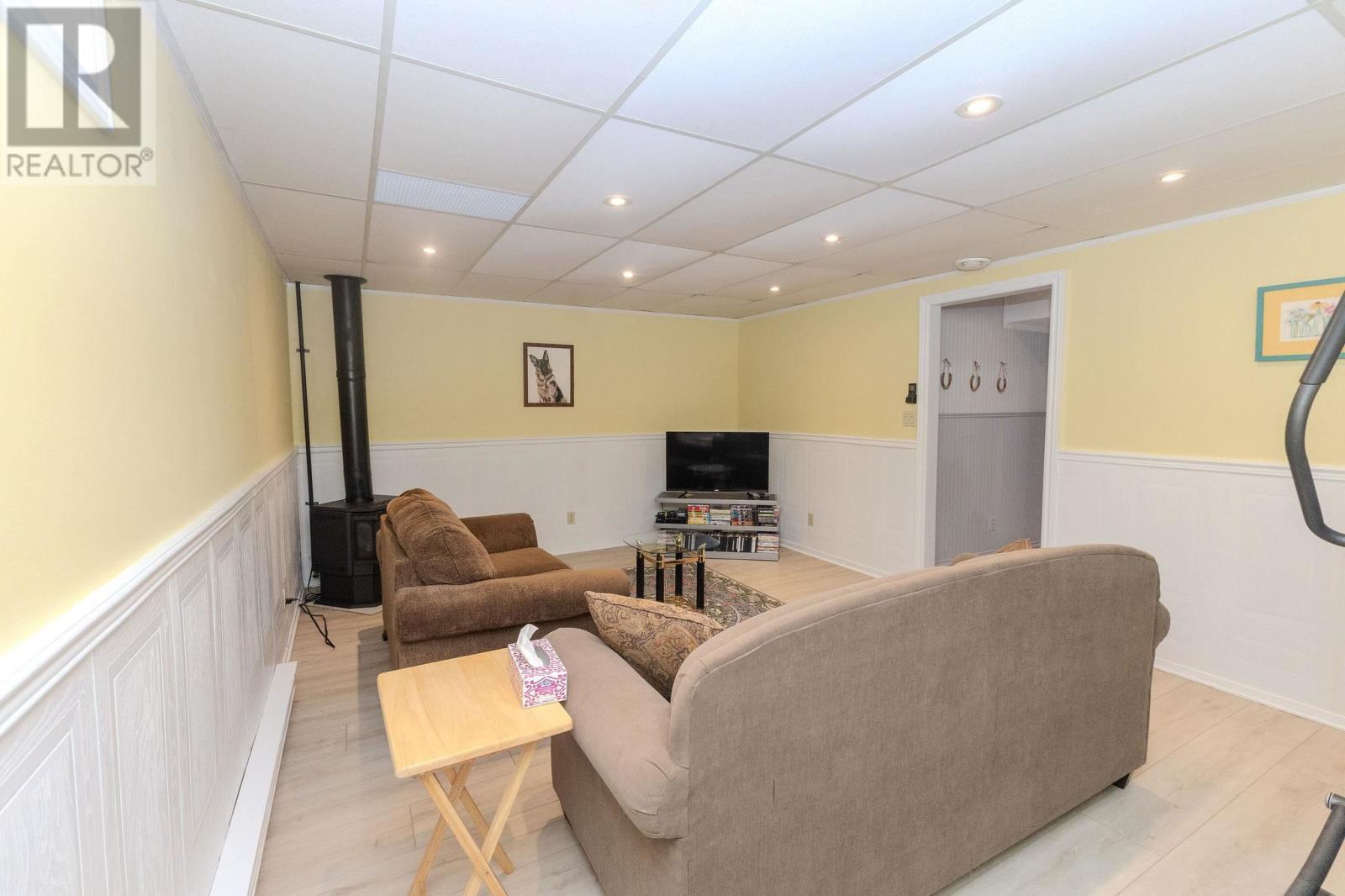 58 Cambridge PL - 40