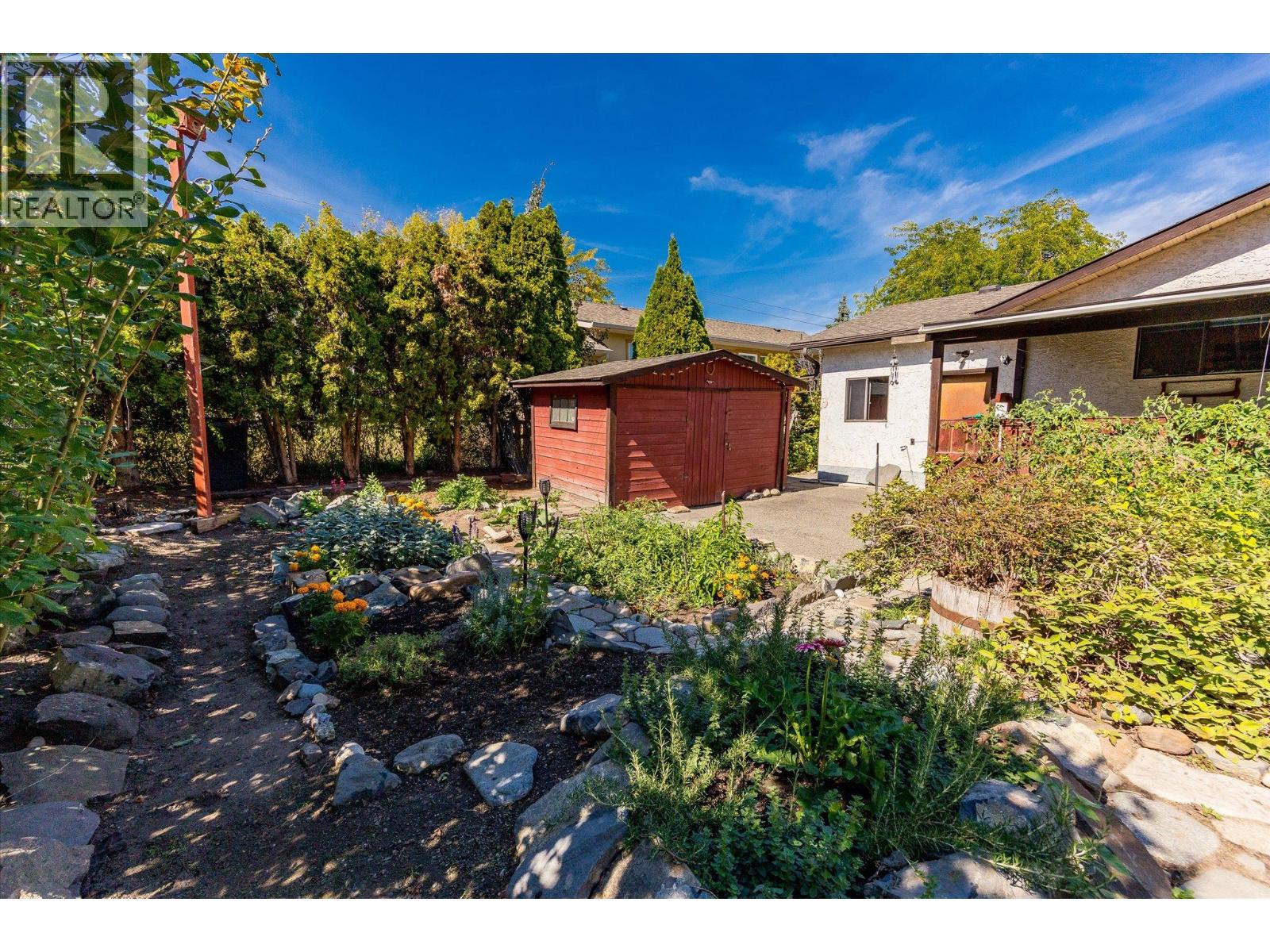 1485 Leaside Avenue - 28
