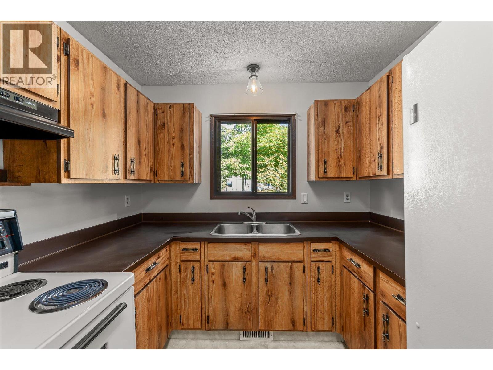 1485 Leaside Avenue - 6
