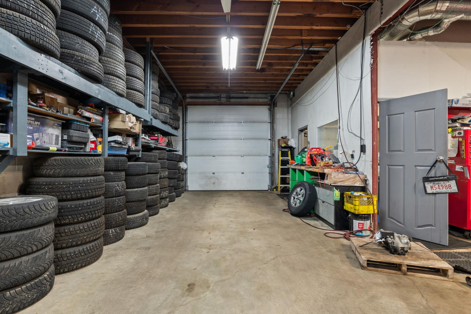 9947 69 Avenue, Edmonton, AB T6E 0T1, Canada, Edmonton — photo 6