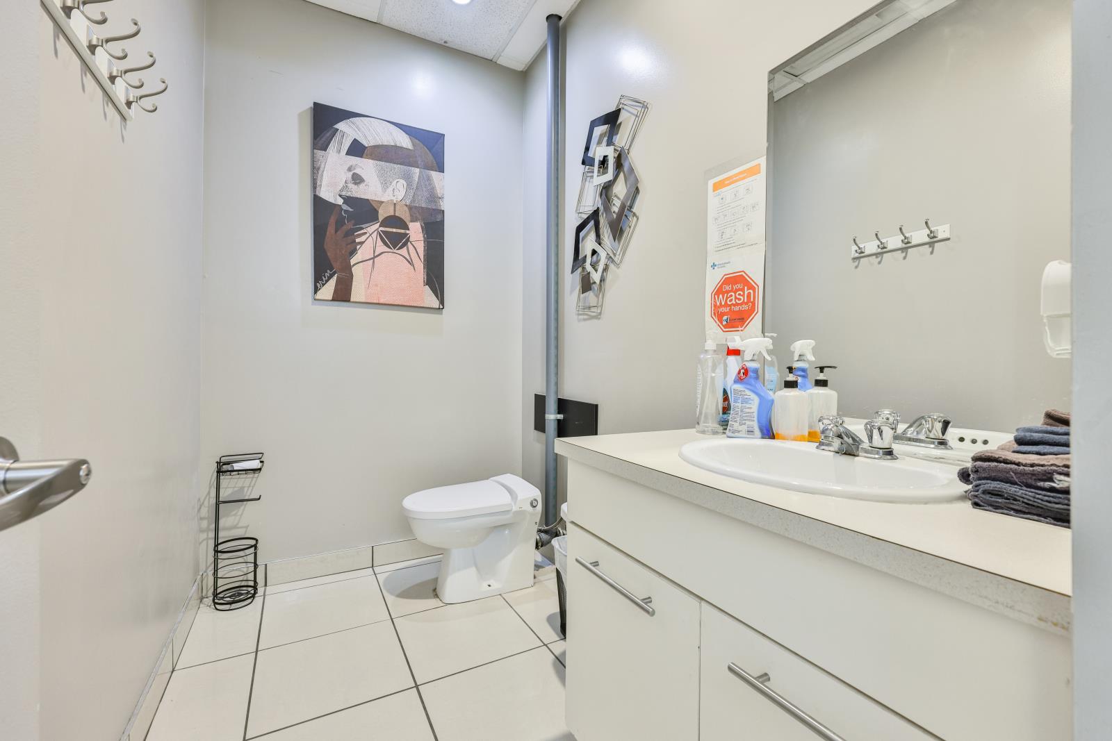 375 St. Albert Road, St. Albert Alberta, St. Albert — photo 8