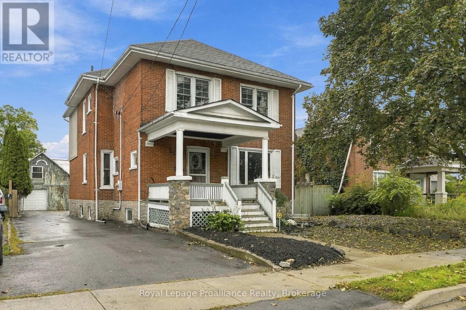 31 GROVE STREET - 1