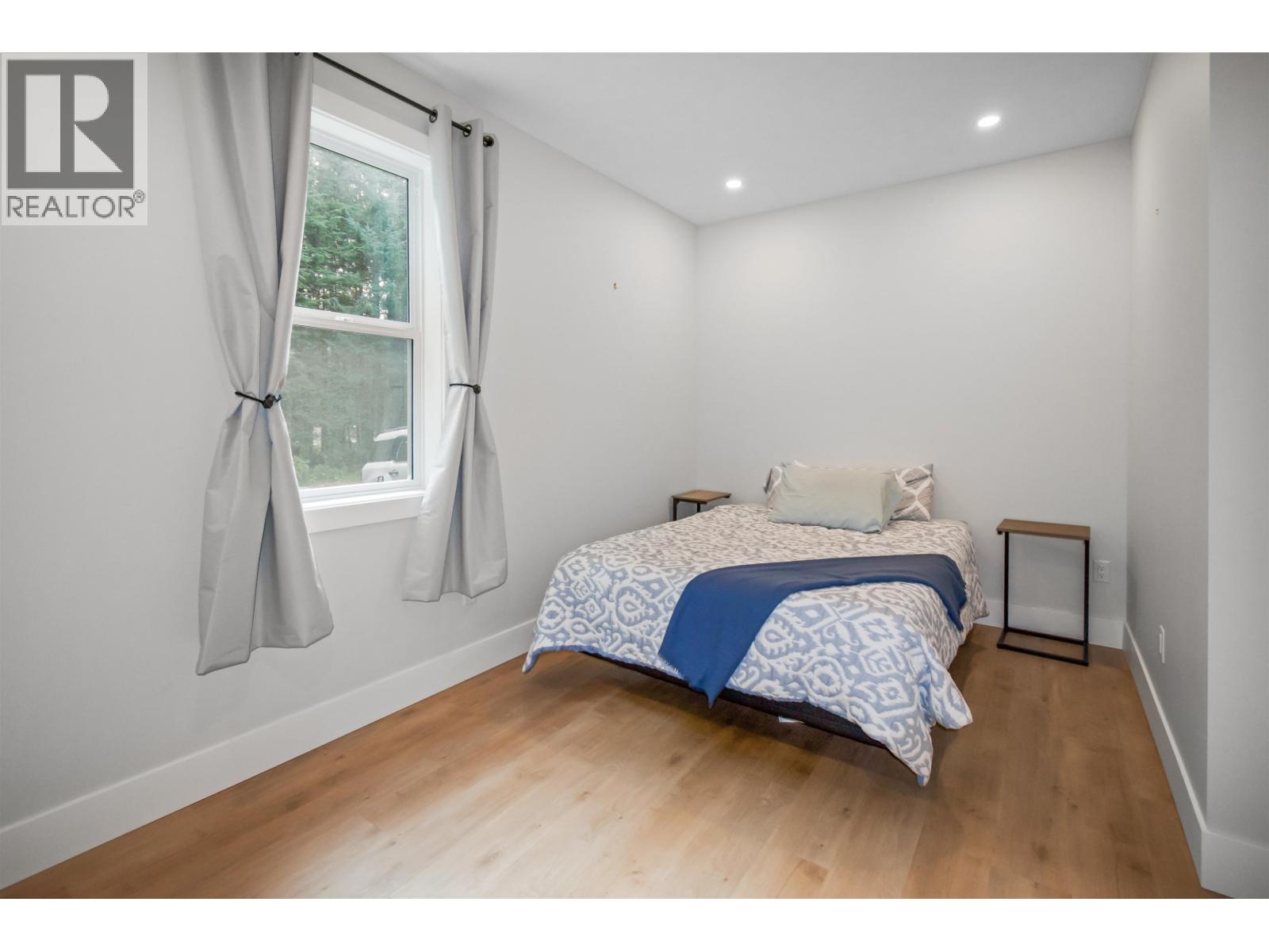 51 ELDERBERRY STREET - 24