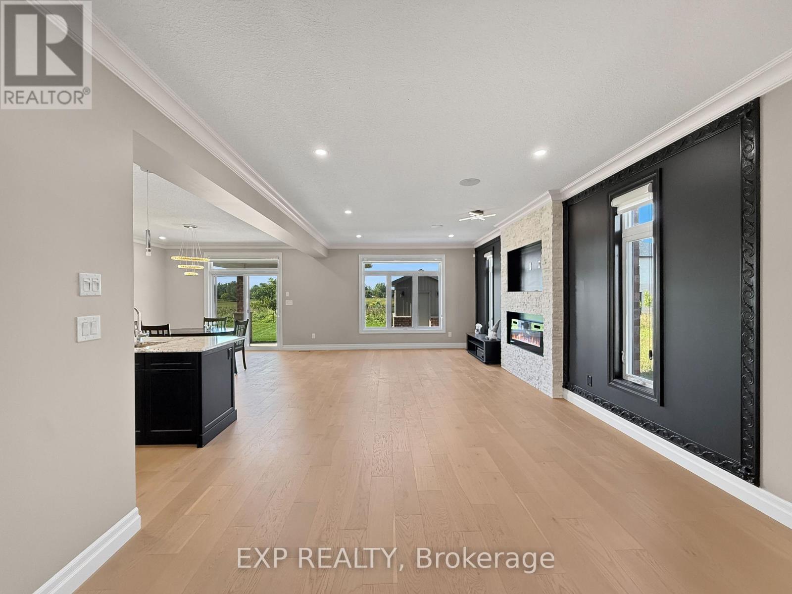 3833 CAMPBELL STREET N - Image 10