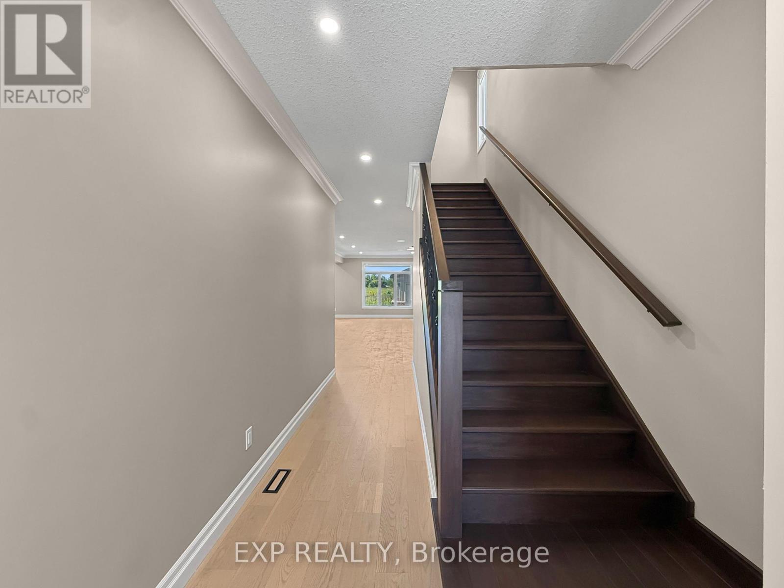 3833 CAMPBELL STREET N - Image 20