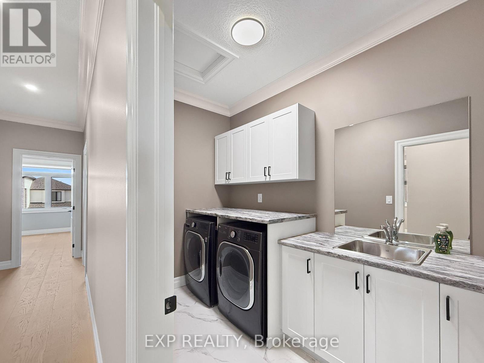3833 CAMPBELL STREET N - Image 21