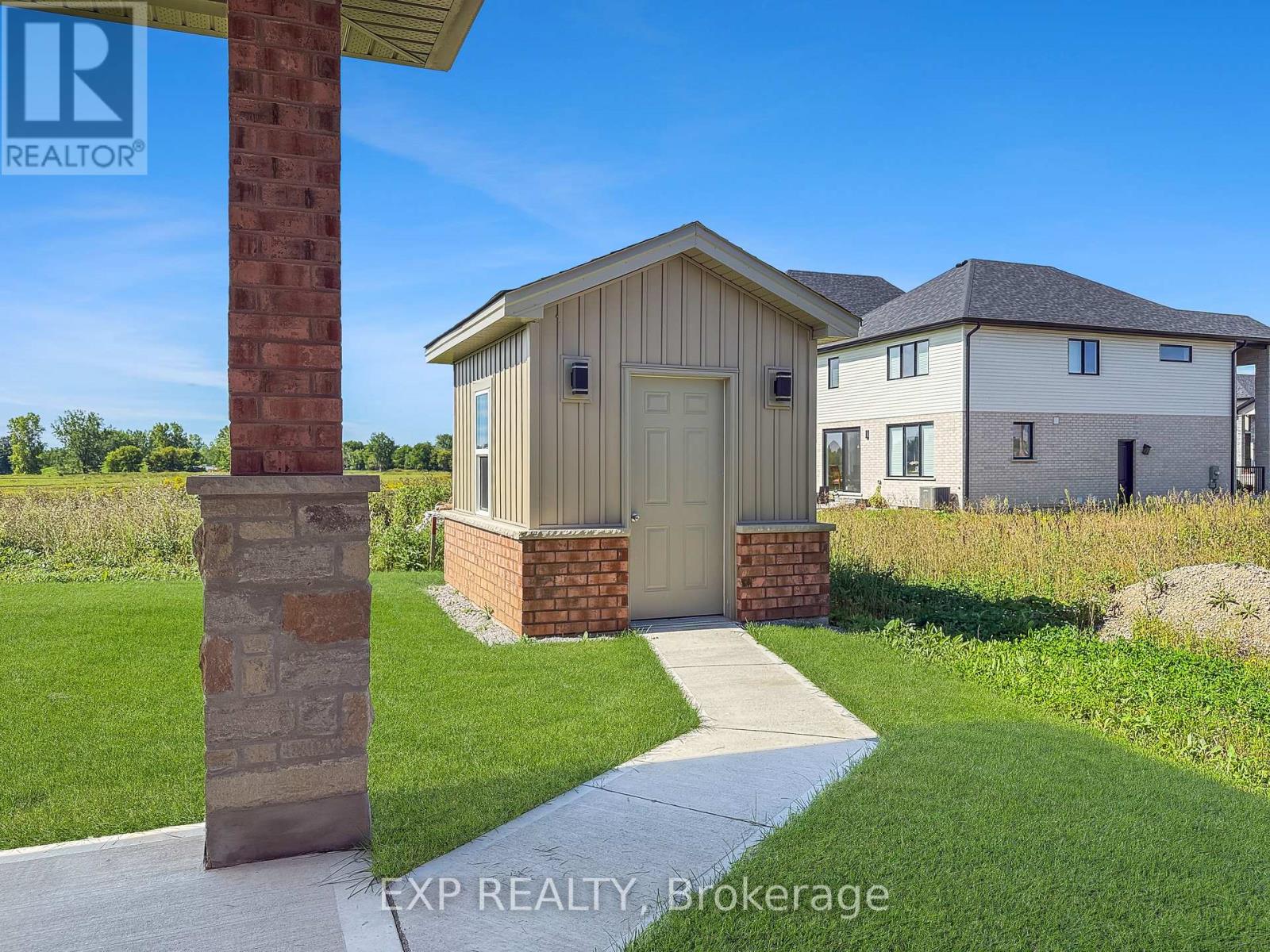 3833 CAMPBELL STREET N - 36