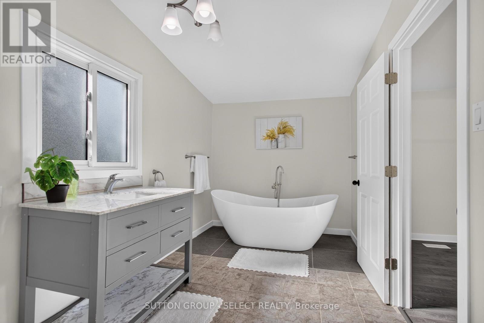 1825 LONGWOODS DRIVE - Image 26