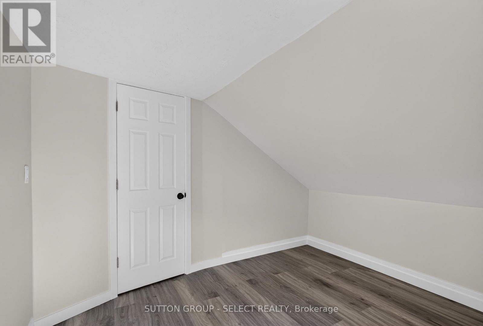 1825 LONGWOODS DRIVE - Image 29