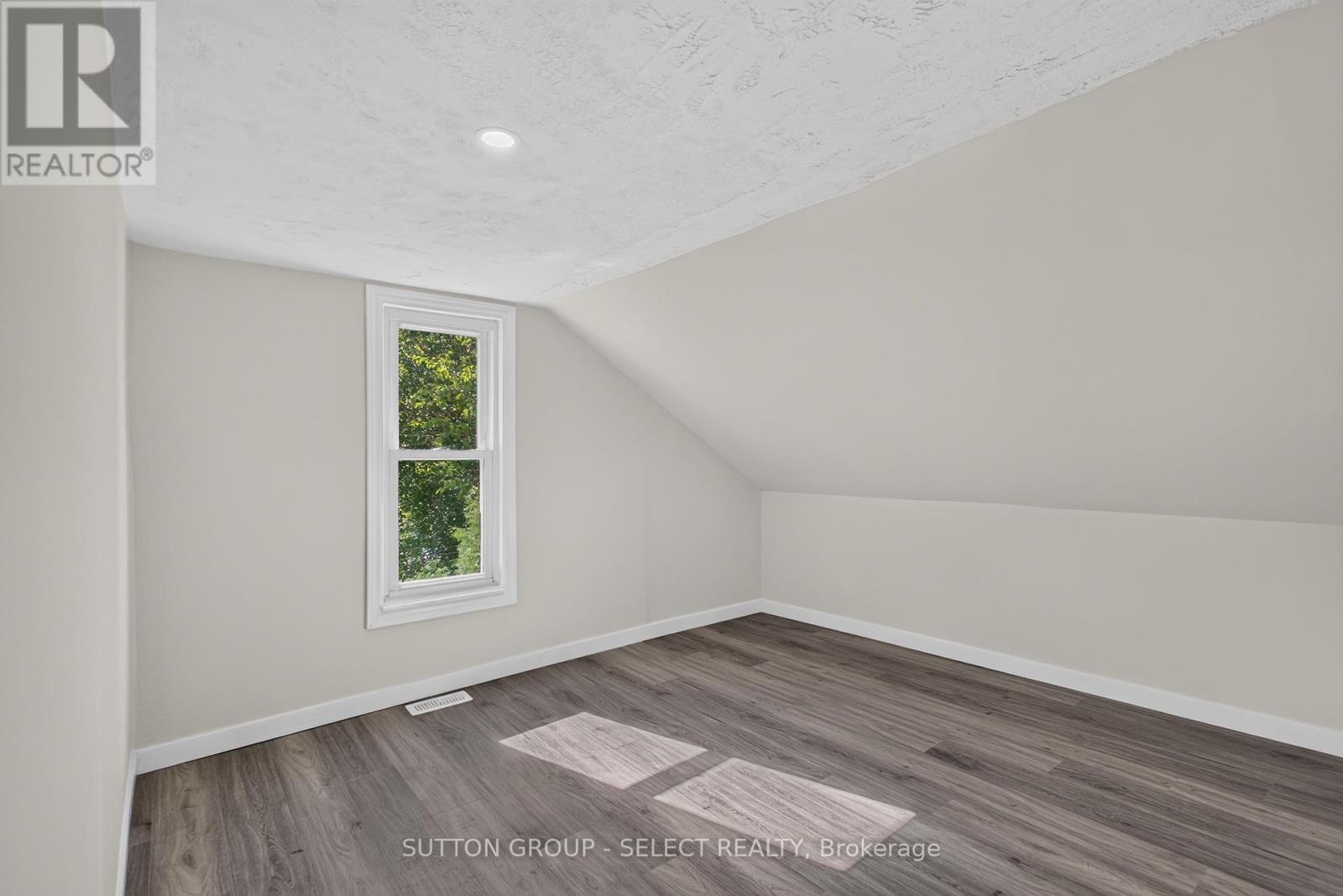 1825 LONGWOODS DRIVE - Image 30
