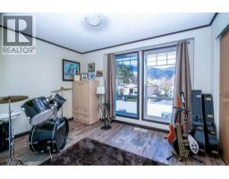 4505 Mclean Creek Road Unit# C11, Okanagan Falls, BC V0H1R1 Photo 13