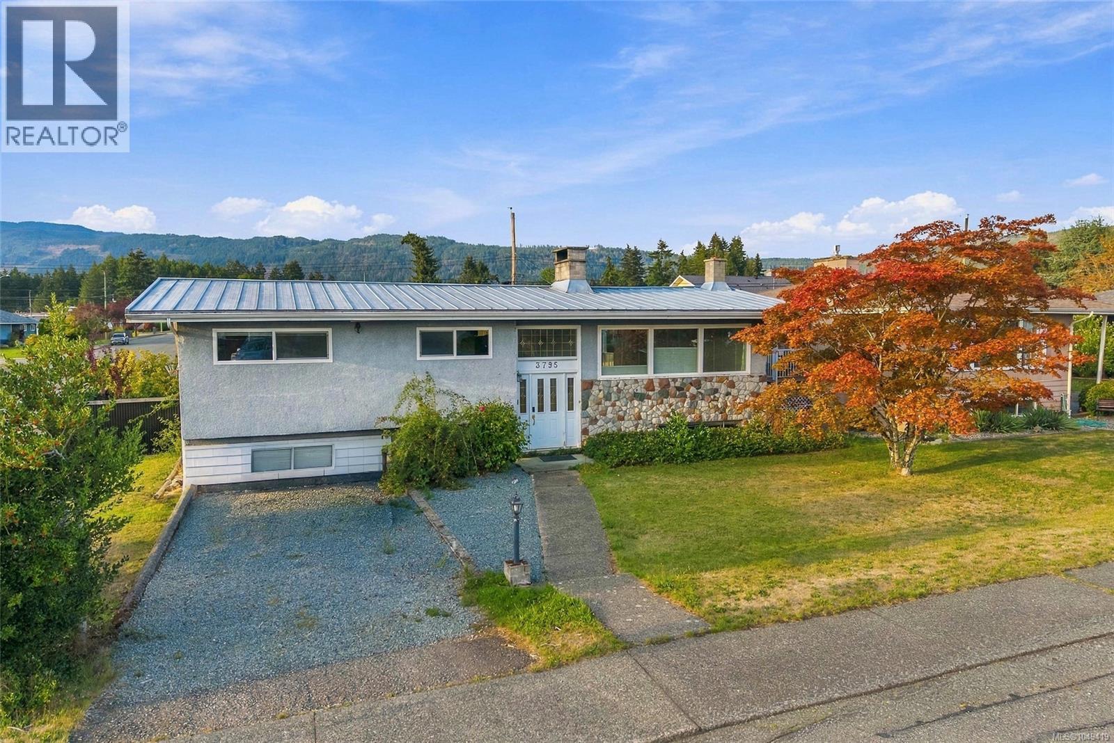 3795 Michigan Rd - 1