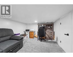 552 Rogers Avenue, Picture Butte, AB T0K1V0 Photo 24