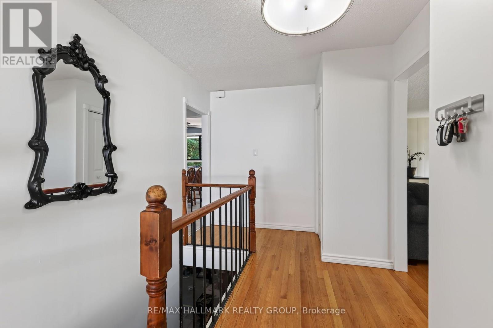 2627 NORBERRY CRESCENT - 4