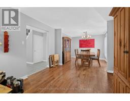 6886 Edgar Brault Street, Ottawa, ON K1C1L7 Photo 9