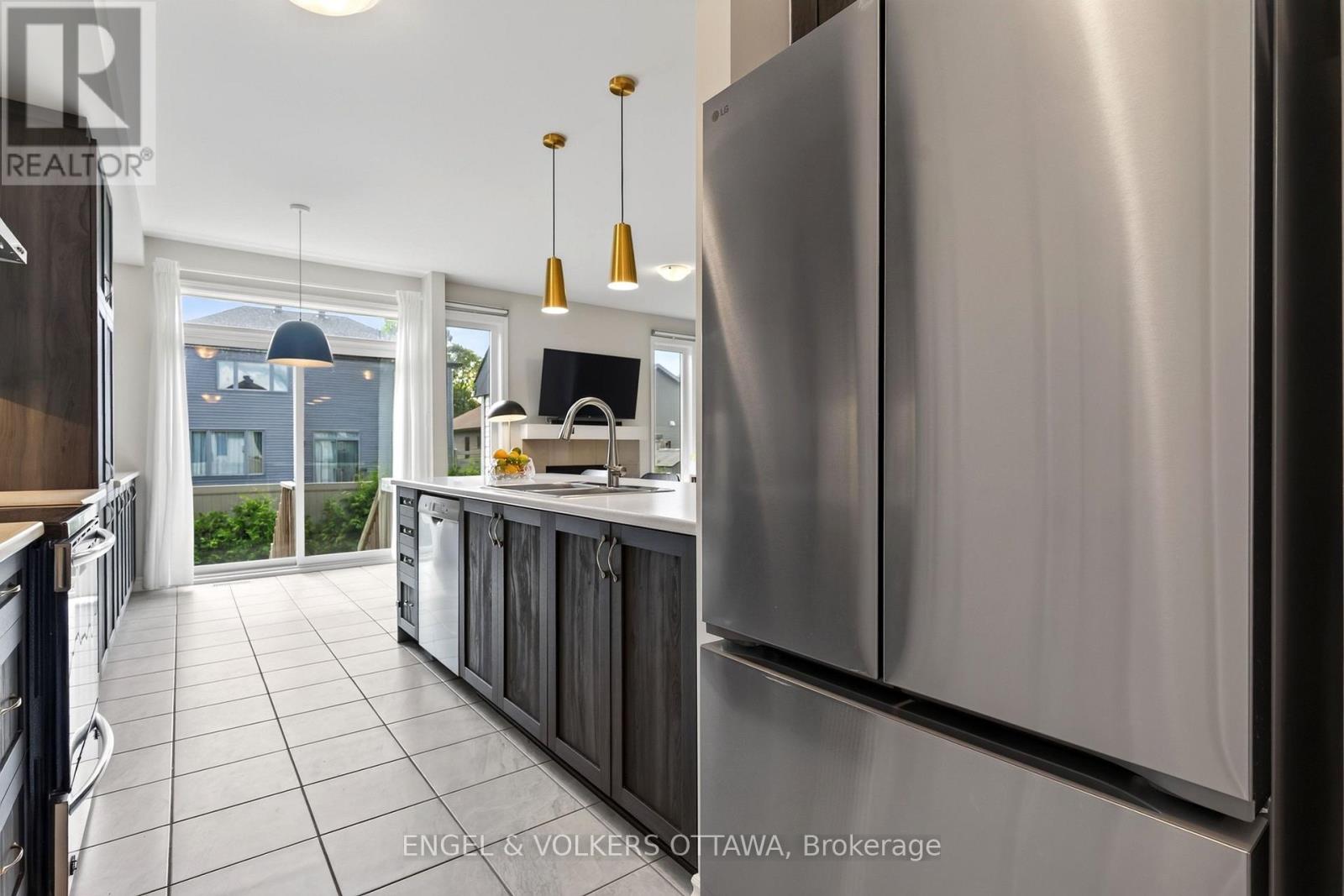 920 LUCERNE DRIVE - Image 12