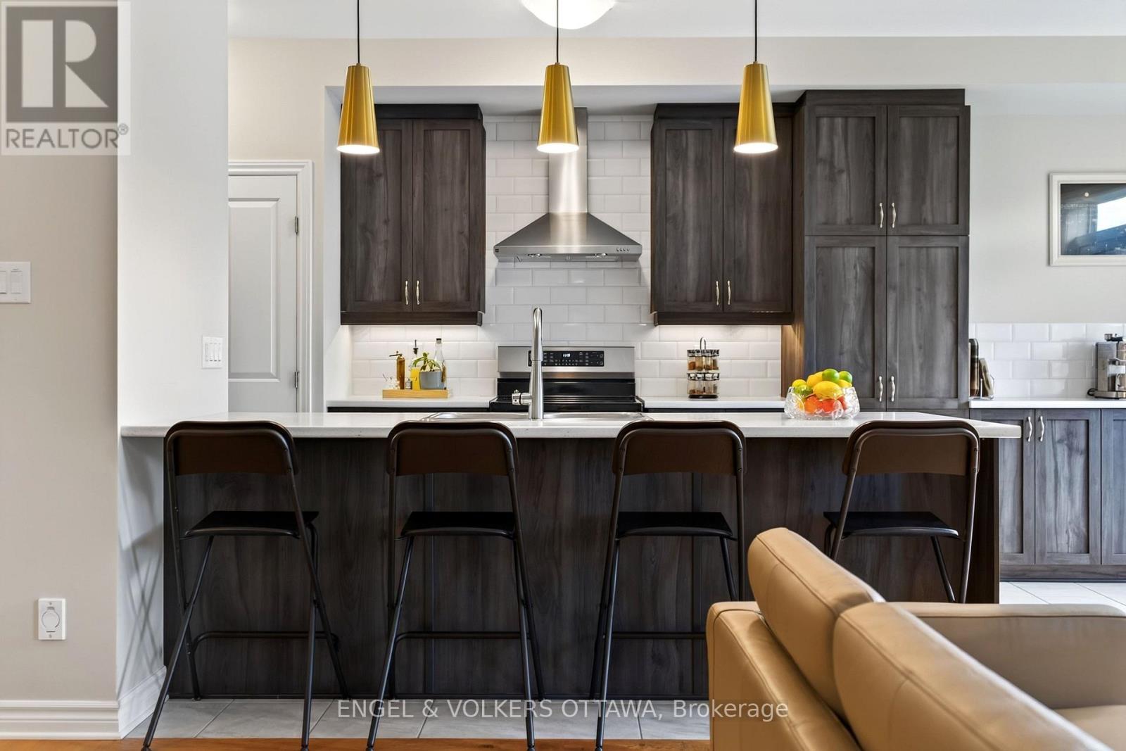 920 LUCERNE DRIVE - Image 18