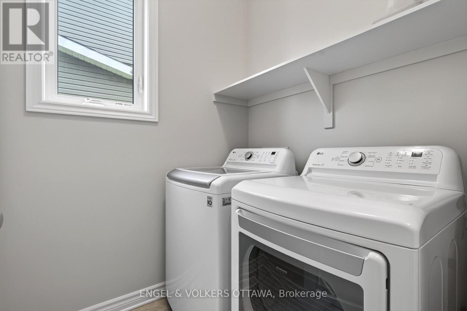 920 LUCERNE DRIVE - 7