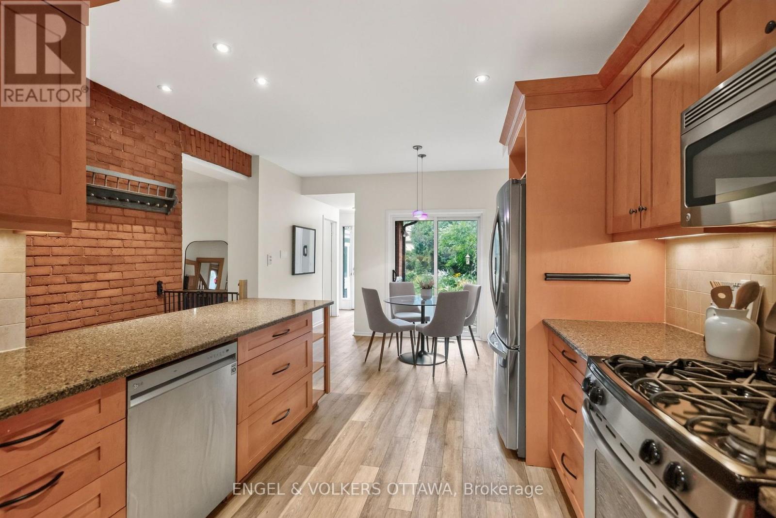 2241 OLD LILAC LANE - Image 13