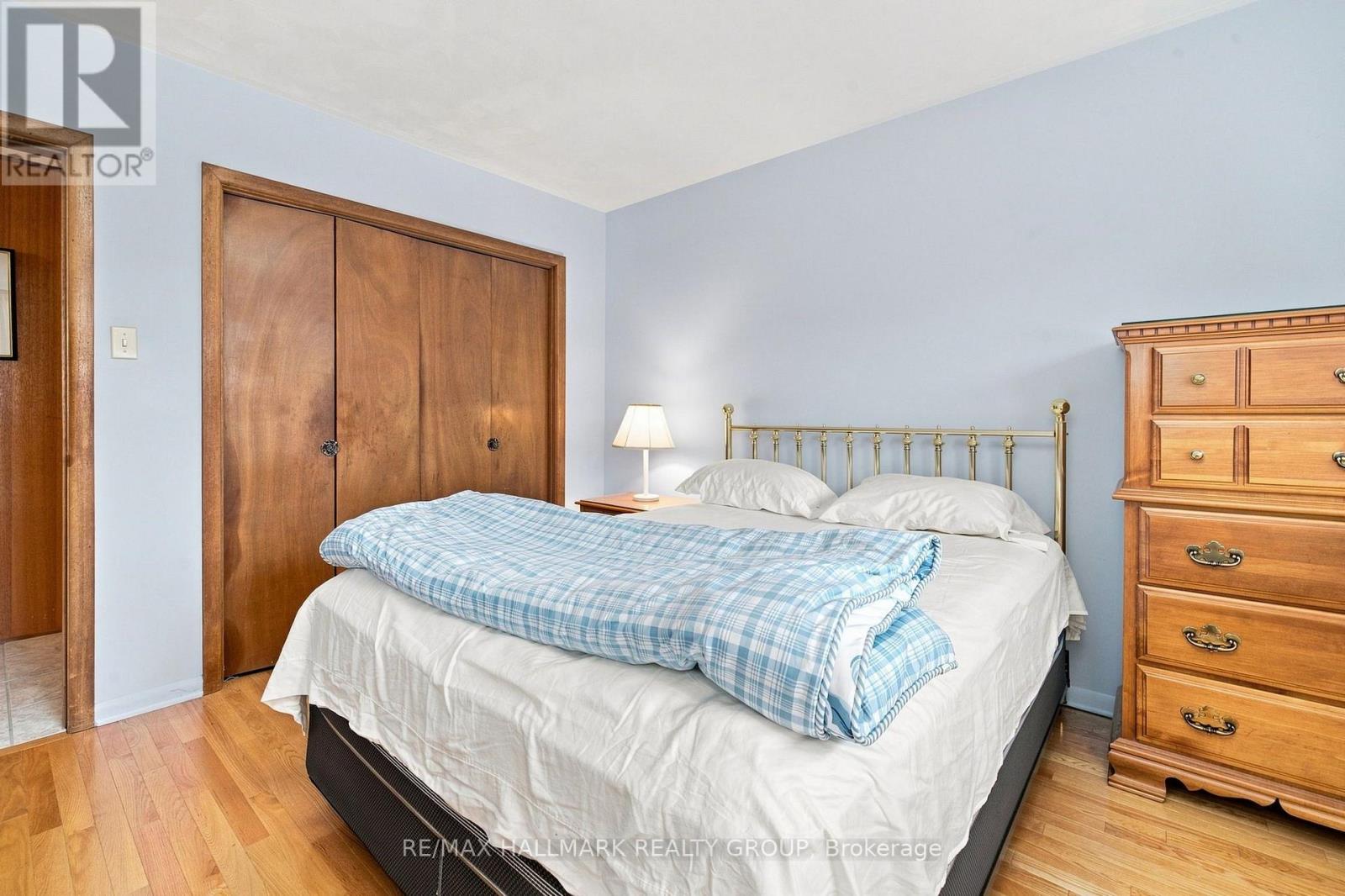 3 Bed, 2 Bath House for Sale in Ottawa – 855 MOUNTAINVIEW AVENUE, Ottawa – MLS# X13773504 - Image 26