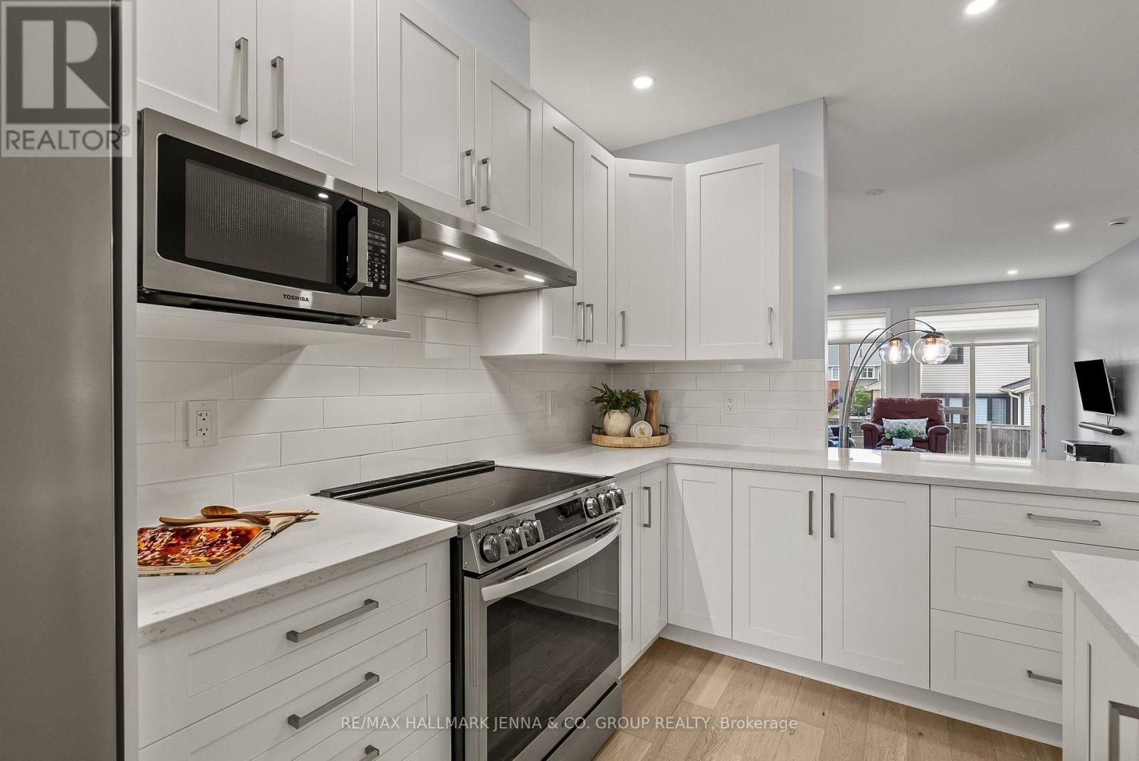 2 Bed, 3 Bath House for Sale in Ottawa – 56 KAYENTA STREET, Ottawa – MLS# X13773512 - Image 13