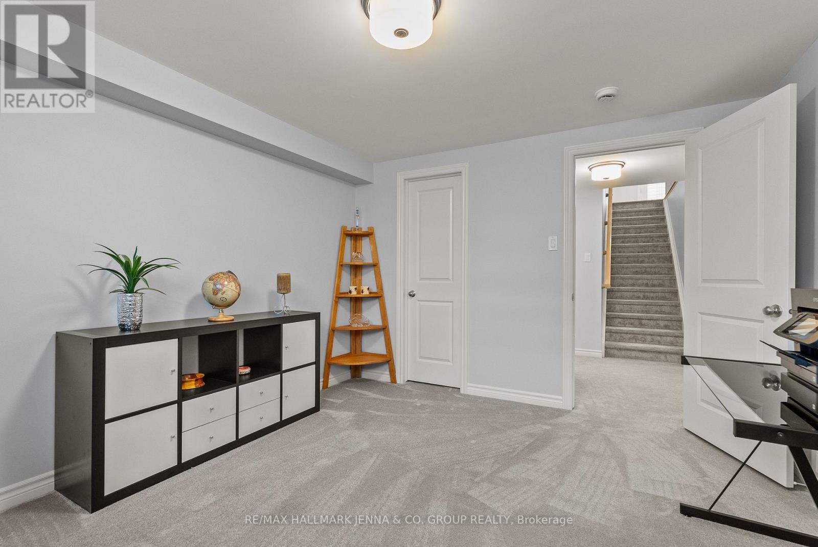 2 Bed, 3 Bath House for Sale in Ottawa – 56 KAYENTA STREET, Ottawa – MLS# X13773512 - Image 29