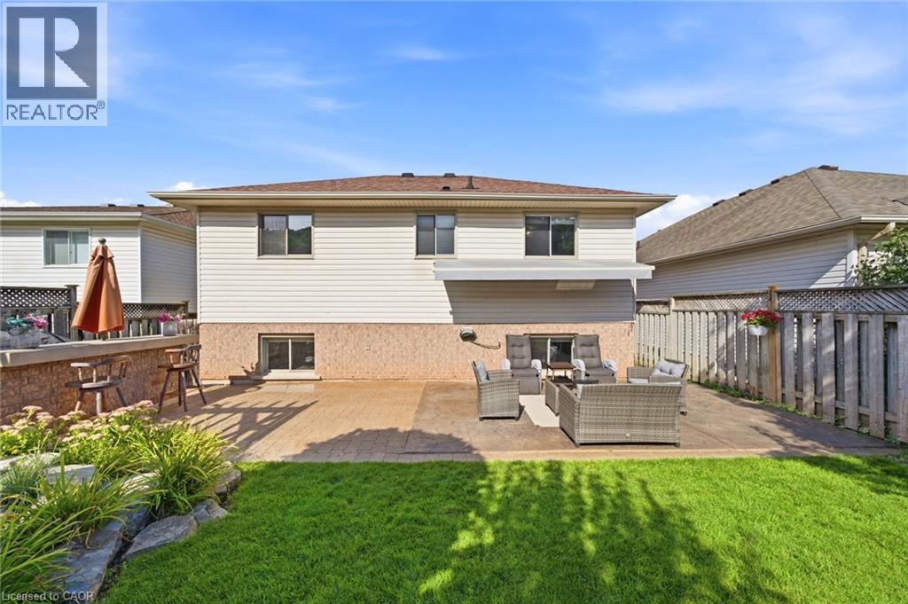 28 COLONIAL Crescent - Image 41